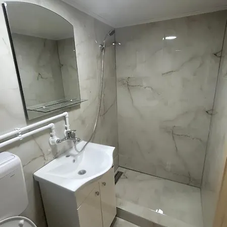 Kruna Suncani Breg Apartamento *