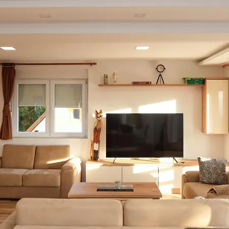 Kruna Suncani Breg *